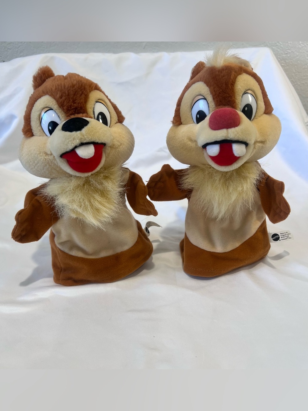 Vintage 1993 Disney Chip & Dale Plush Hand Puppets Set Disneyland Mattel